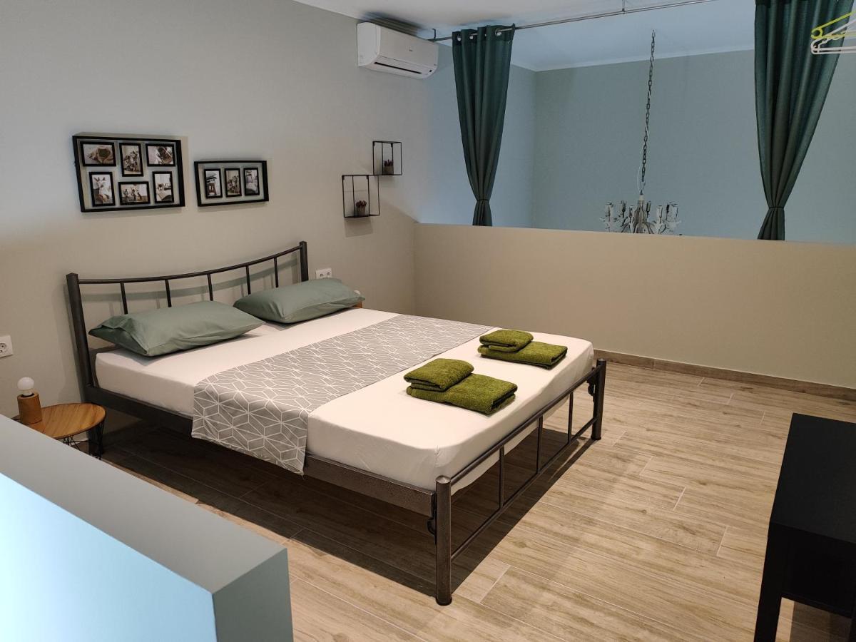 Kamares Suites 2 Nea Kallikrateia Esterno foto